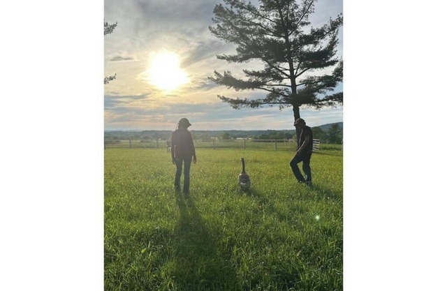 Charming 2-bedroom apartment with WiFi, AC in lovely Barnesville