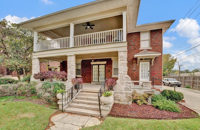 Charming 2-BR apt 4 min to hospital, free WiFi, in Memphis Midtown, free parking