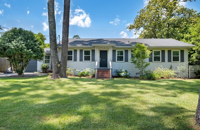 Charming 3/2 Midtown Home. Minutes from FSU. Fenced Backyard. Pet-Friendly.
