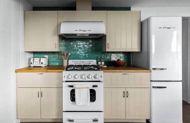 Charming 3-bedroom house with WiFi, AC in fabulous Twentynine Palms