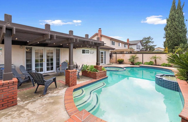 Charming 3-bedroom house near DisneyLand