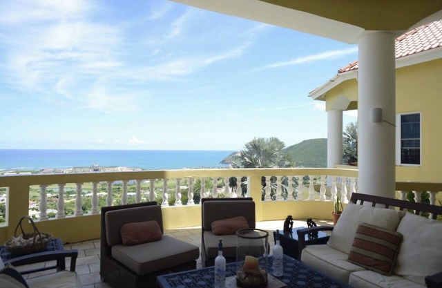 Charming 3-bedroom villa with Breathtaking Ocean View