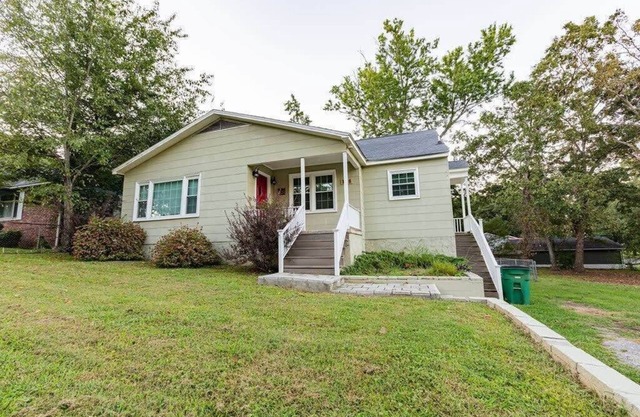 Charming 3BR Home in Rossville, GA Family Retreat