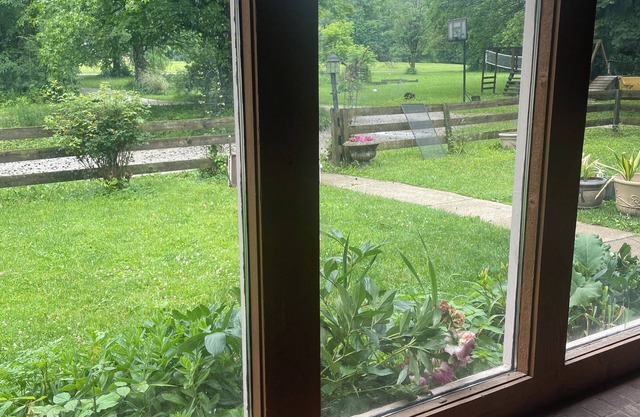 Charming 4-bedroom house with close to I-65 and Purdue on 10 beautiful acres