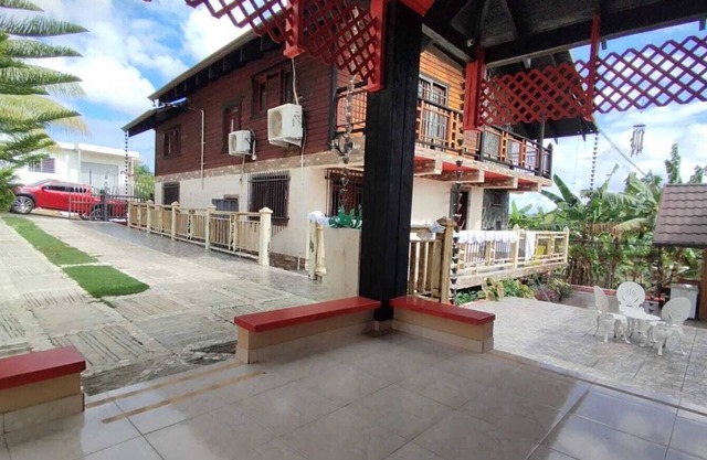 Charming 4-bedroom villa in La Jaiba 10 minute drive from beaches