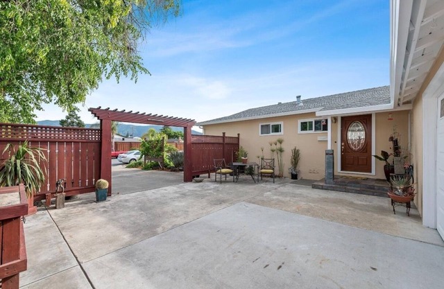 Charming 6B/4B near Cambrian - Work or vacation ready!