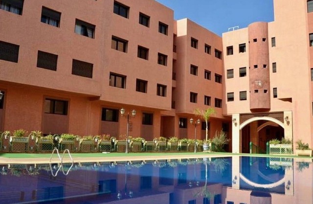 Charming 80M² high standing for an ideal stay, SWIMMING POOL, FREE WIFI, PARKING
