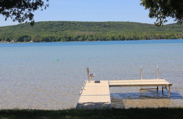 Charming A Frame Cottage on Little Glen at Mama Bear