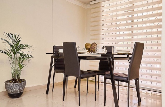 Charming and comfortable 3-bedroom apartment.