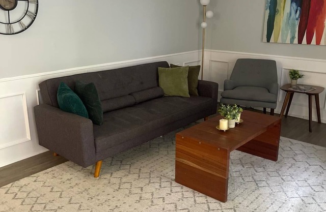 Charming apartment- 2 guest & pool