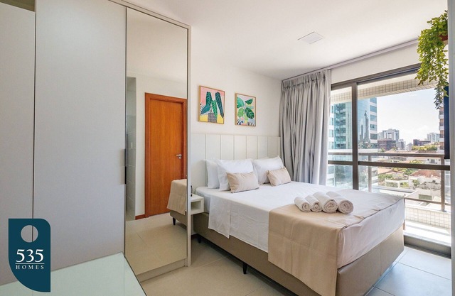 Charming Apartment in Caminho das Árvores