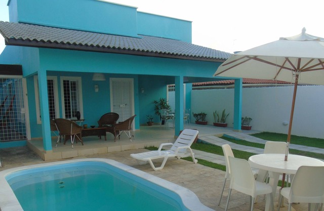 Charming beach house with pool in Serrambi