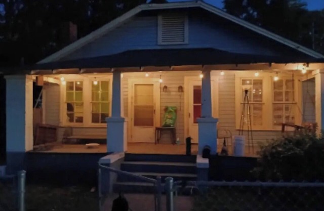 Charming Cottage in Historic Downtown Montgomery with AC, WiFi