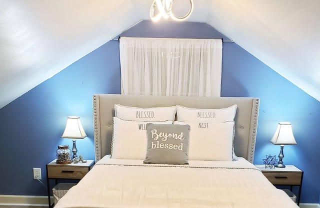 Charming, Cozy, & Inviting Farmhouse (Listing is for 3 BR ONLY & NOT full house)