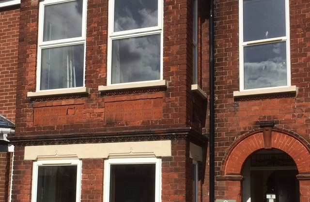 Charming Edwardian seaside house 3 minutes walk from the beach