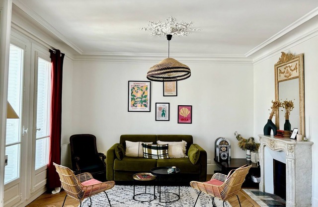 Charming family apartment with breathtaking view of Montmartren