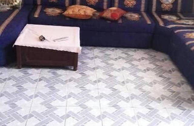 Charming furnished and air-conditioned Villa S+2 with private parking in Tabarka - city