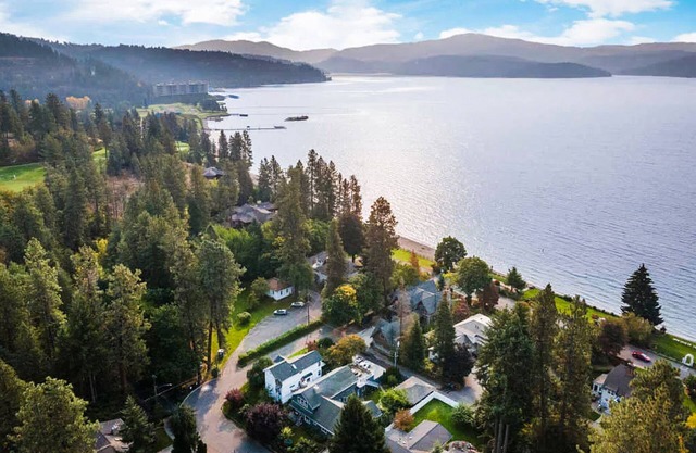 Charming garden retreat near lakes & golf - walk to Sanders Beach