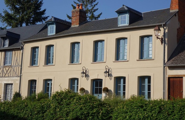 Charming guest house in Bec Hellouin