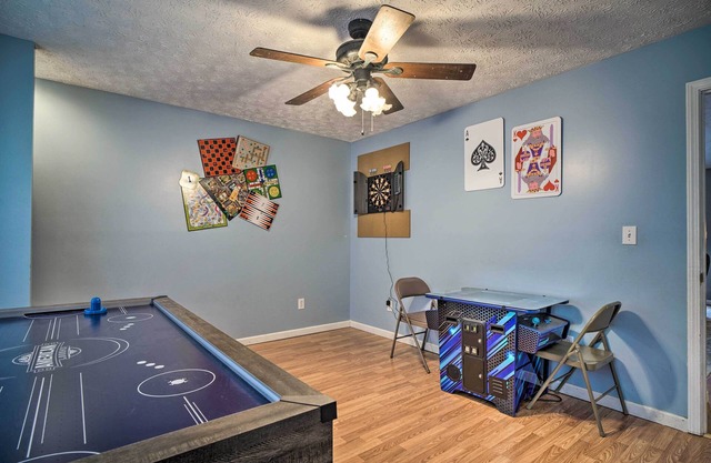 Charming 'Hideaway Haven' Near Pigeon Forge!