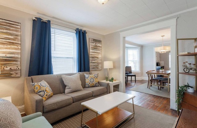 Charming Hideaway in Westport 15