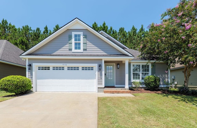 Charming Home Near Downtown Perfect for Families & Weekend Getaways