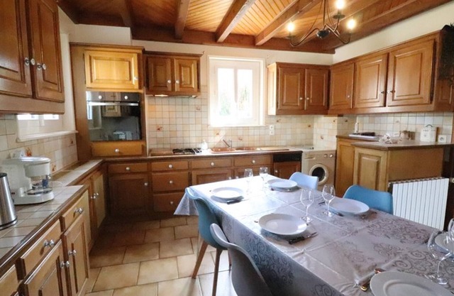 Charming House with Private Heated Pool, Terrace & Garden in Quiet Allanche Village