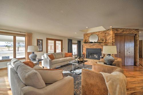 Charming Joliet Ranch House on a Working Farm