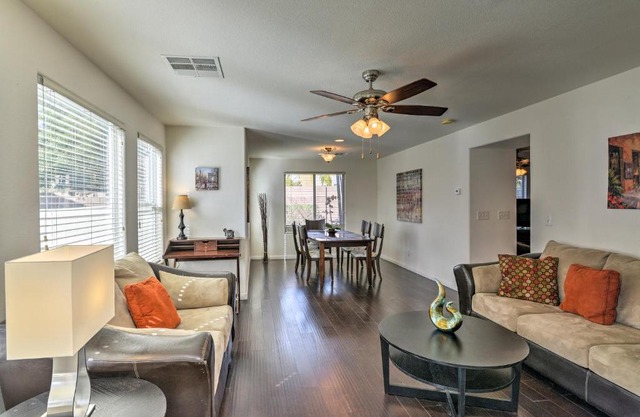 Charming Las Vegas Home by Golf Courses and Casinos!