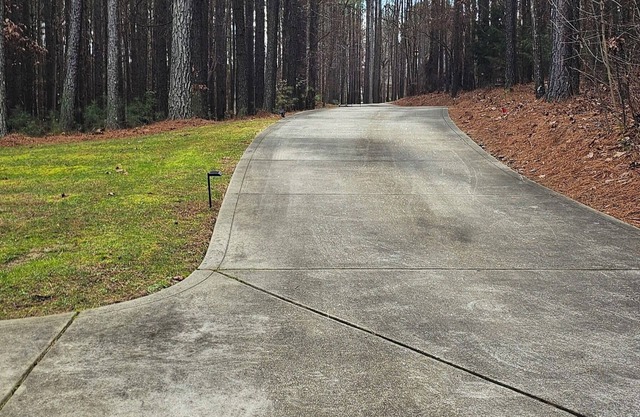 Charming,peaceful 2-bedrooms house in gated area in Denver with activities, AC