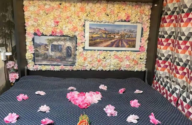 Charming, private studio