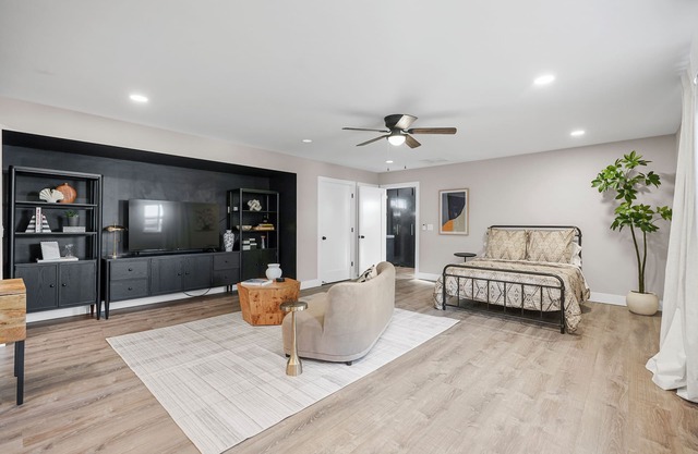 Charming professionally designed studio in pleasant Turlock