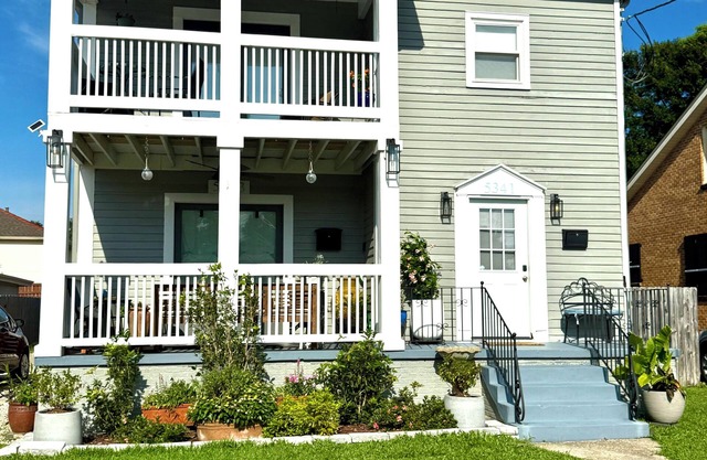 Charming, Quiet, Safe 2BR - quick and easy access to all attractions in NO!