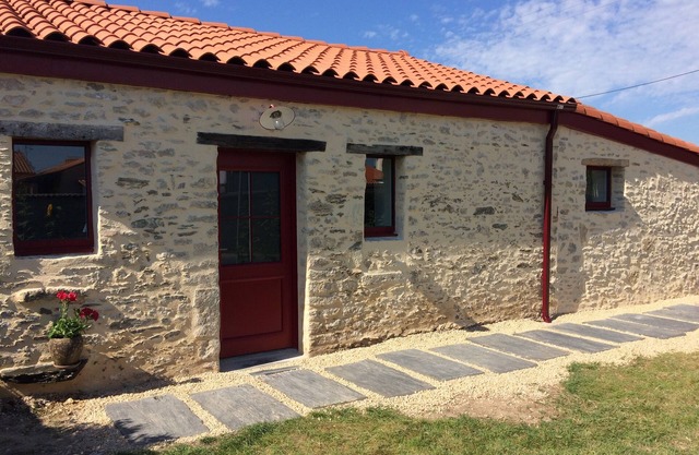 Charming renovated barn near the sea