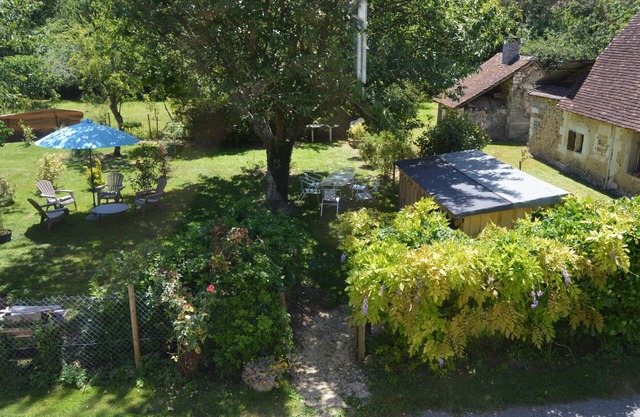 Charming Renovated Home with Private Garden Near Loire Castles and Beauval Zoo