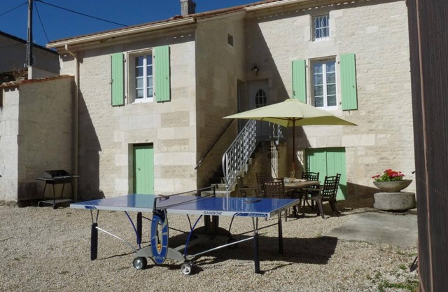 Charming Riverside Cottage with Terrace, Bikes, and Electric Car Charging