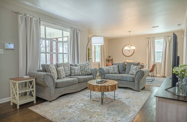 Charming Spacious Home with Game room