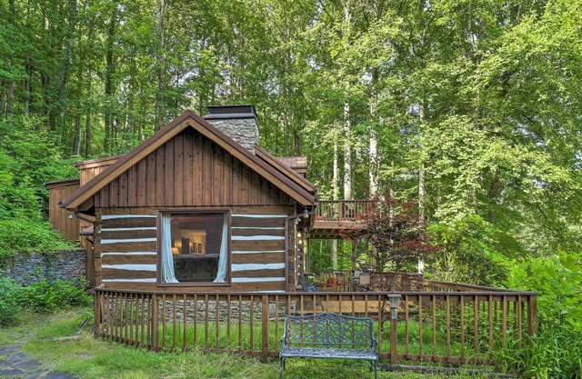Charming Storybook Hideaway w/ Fire Pit & Deck!
