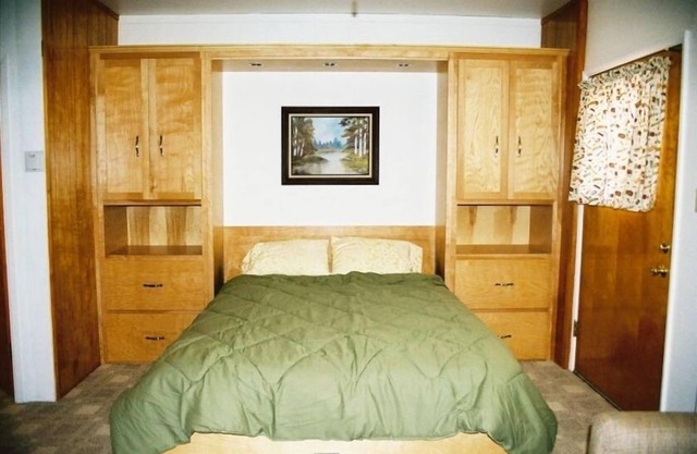 Charming Studio Apartment in Picturesque Kernville