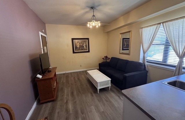 Charming Suite on Main Street