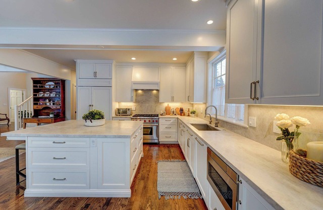 Charming Updated Home Minutes From Town, Skiing, & Mountain Rides Bus Routes