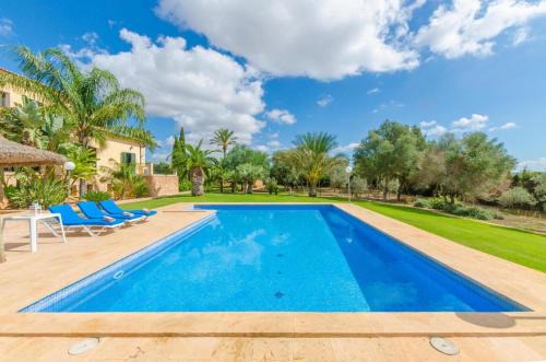 Charming Villa with Private Pool in Illes Balears