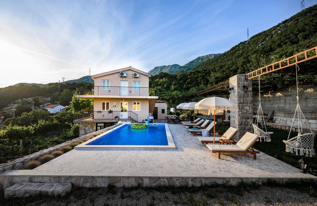 Charming Vineyard Villa