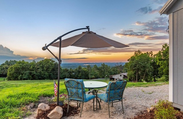 Chasing Views Tiny House