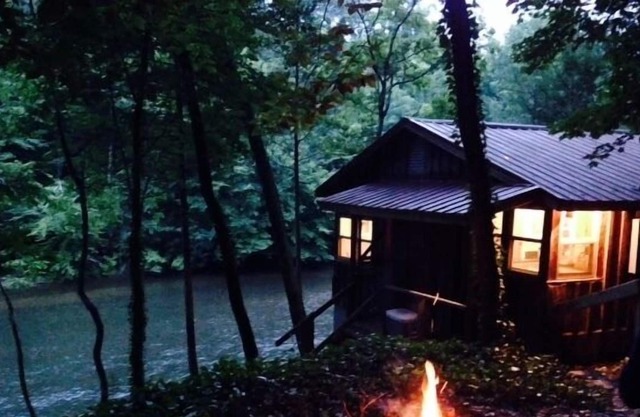 Chattooga Riverfront - Section II - 20 Ft From River - Only Riverfront Rental