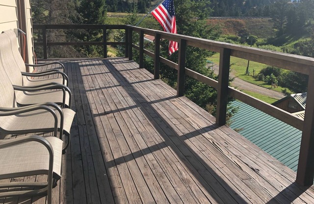 Checkerboard Getaway Delight