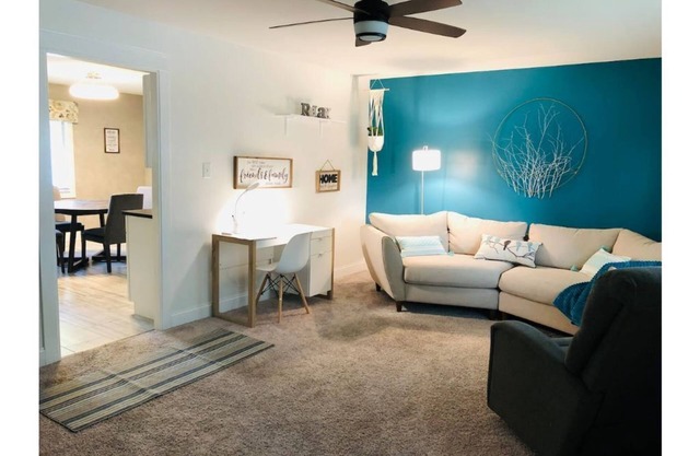 Cheerful Southside 3-bedroom Residence