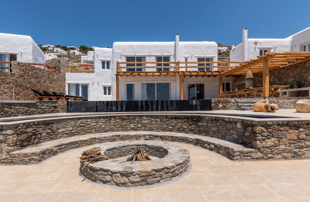 Chef included by Fantasia Villas: de la Greco Villa