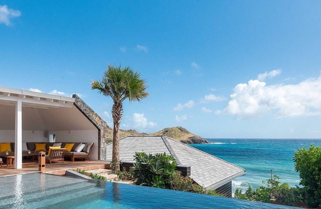 Chef included by Fantasia Villas: Villa Over The Ocean