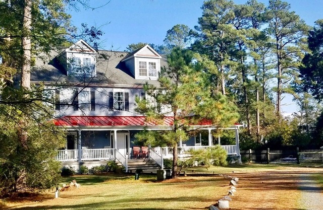Chesapeake Waterfront- 7bd/5ba, Beach, Pool, Pets, Dock